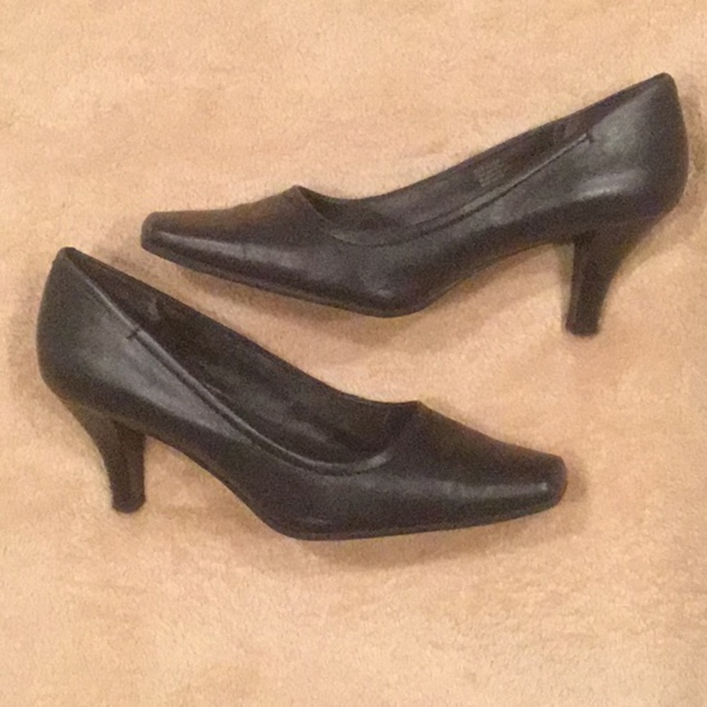 Aerosoles Career Pump Size 9.5